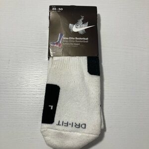 Nike Elite Basketball Socks - White and Black European